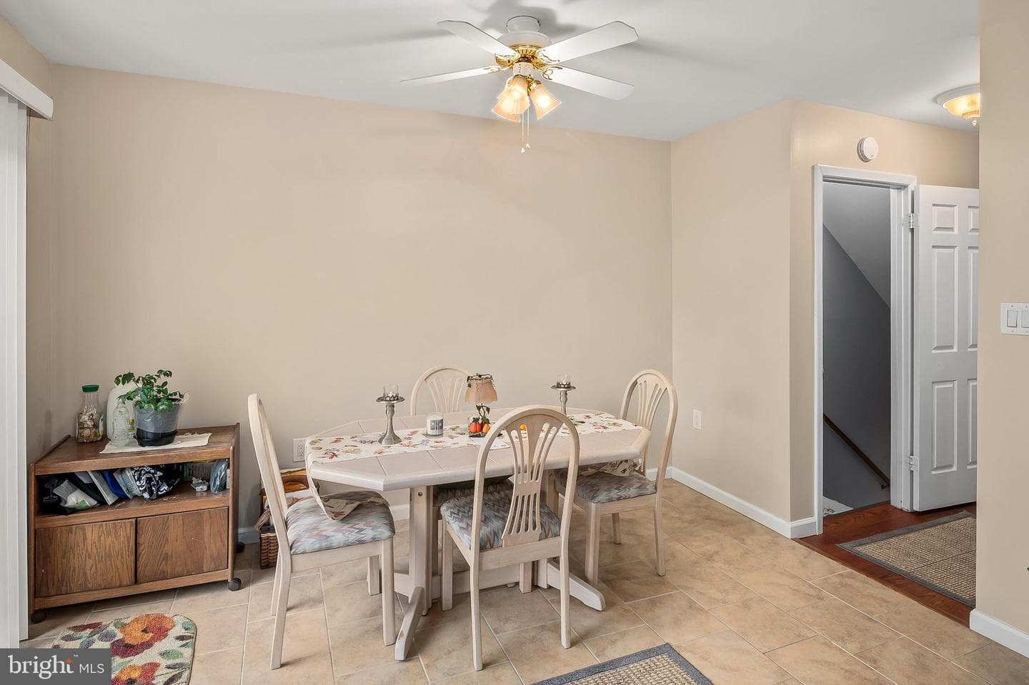 3 Mcgrady Square photo 11