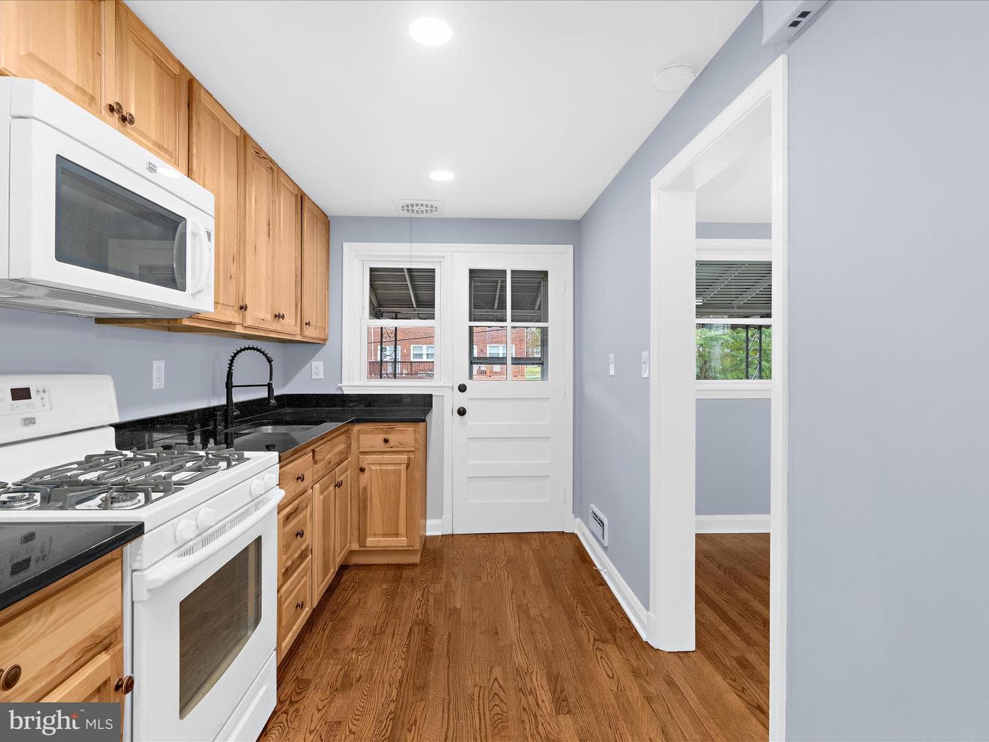 1427 Barrett Road photo 17