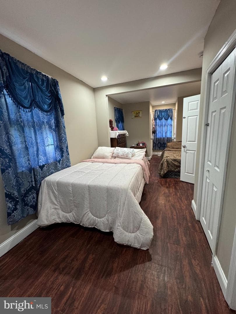 1722 Hall Avenue photo 8