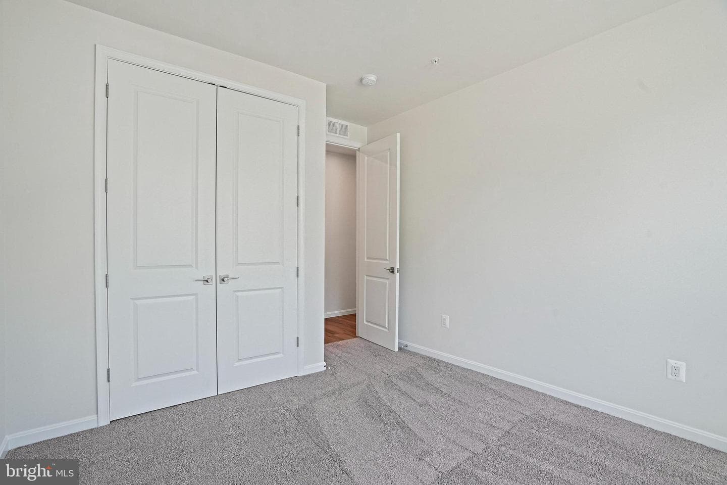 5710 Charlies Way photo 8