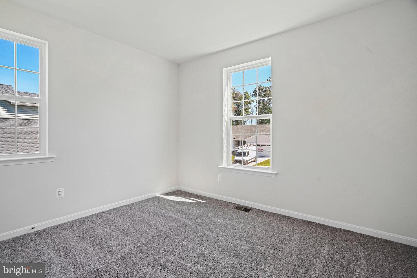 5710 Charlies Way photo 9