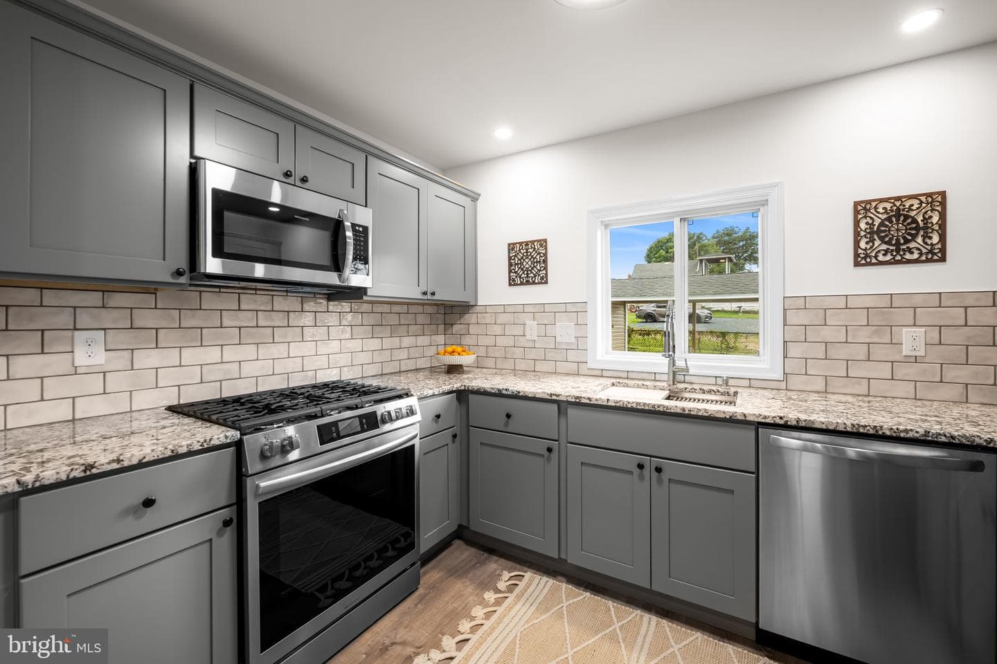 628 N Stuart Street photo 12