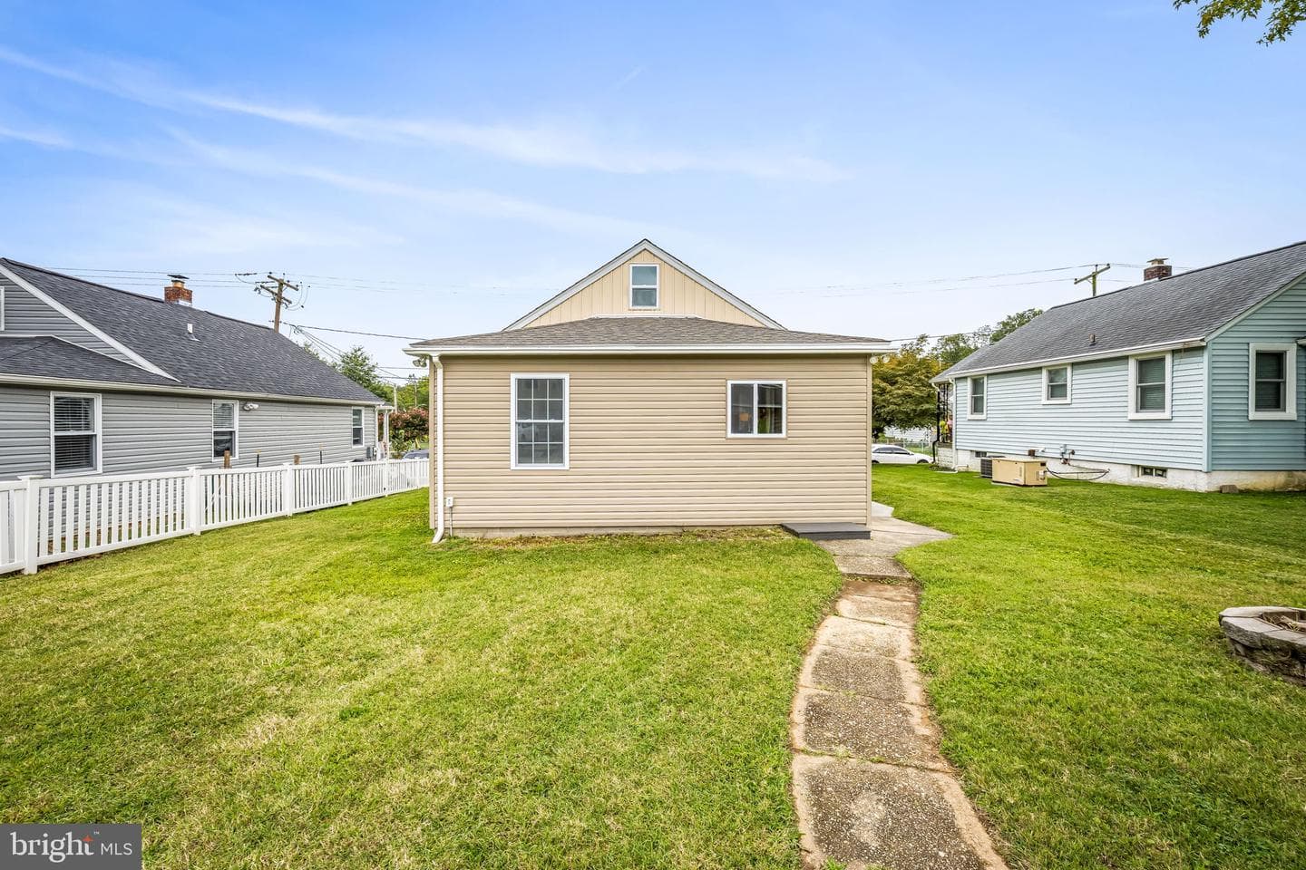 628 N Stuart Street photo 33