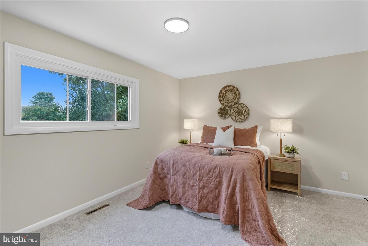 11 Oak Hollow Court photo 28