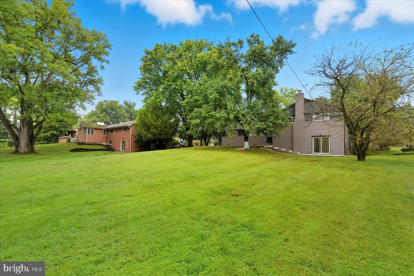 11 Oak Hollow Court photo 44