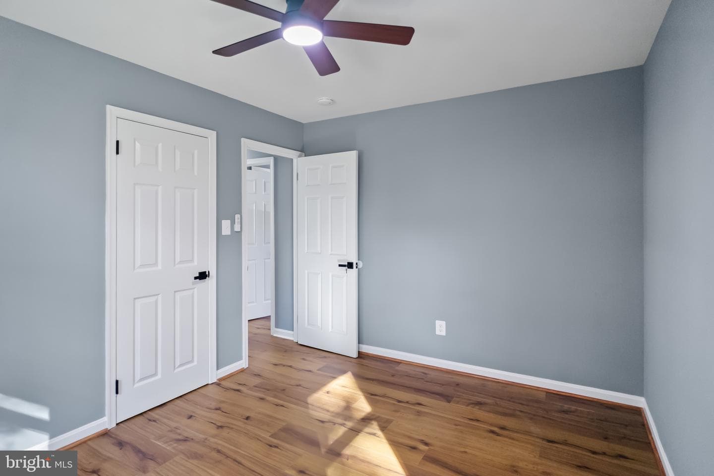 5742 1st Avenue photo 23