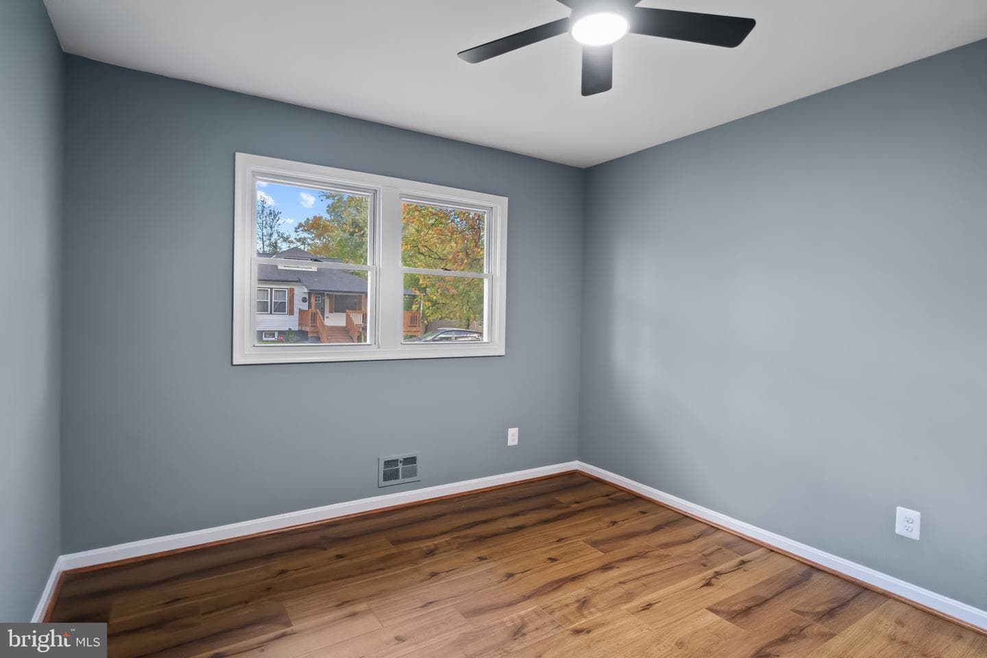 5742 1st Avenue photo 26