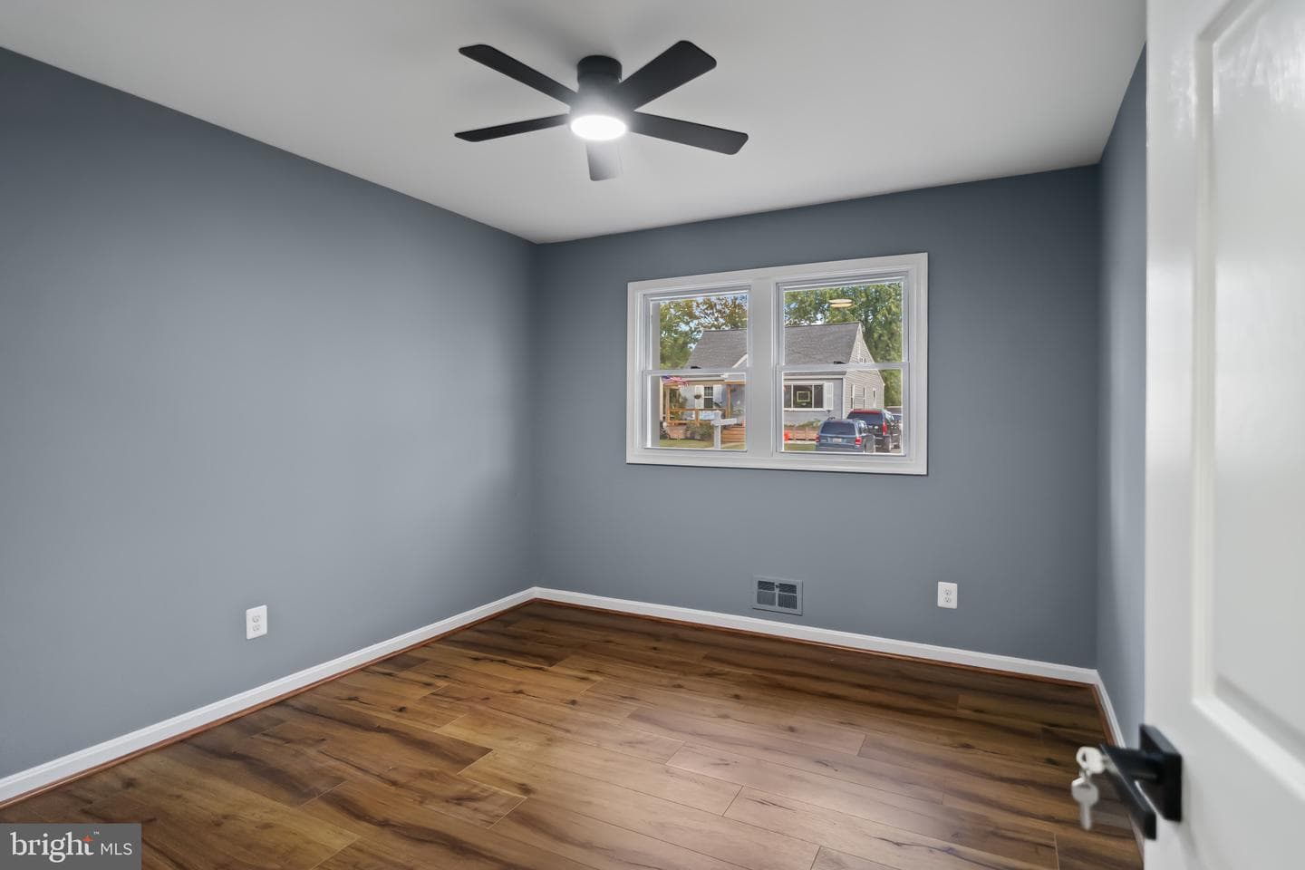 5742 1st Avenue photo 28