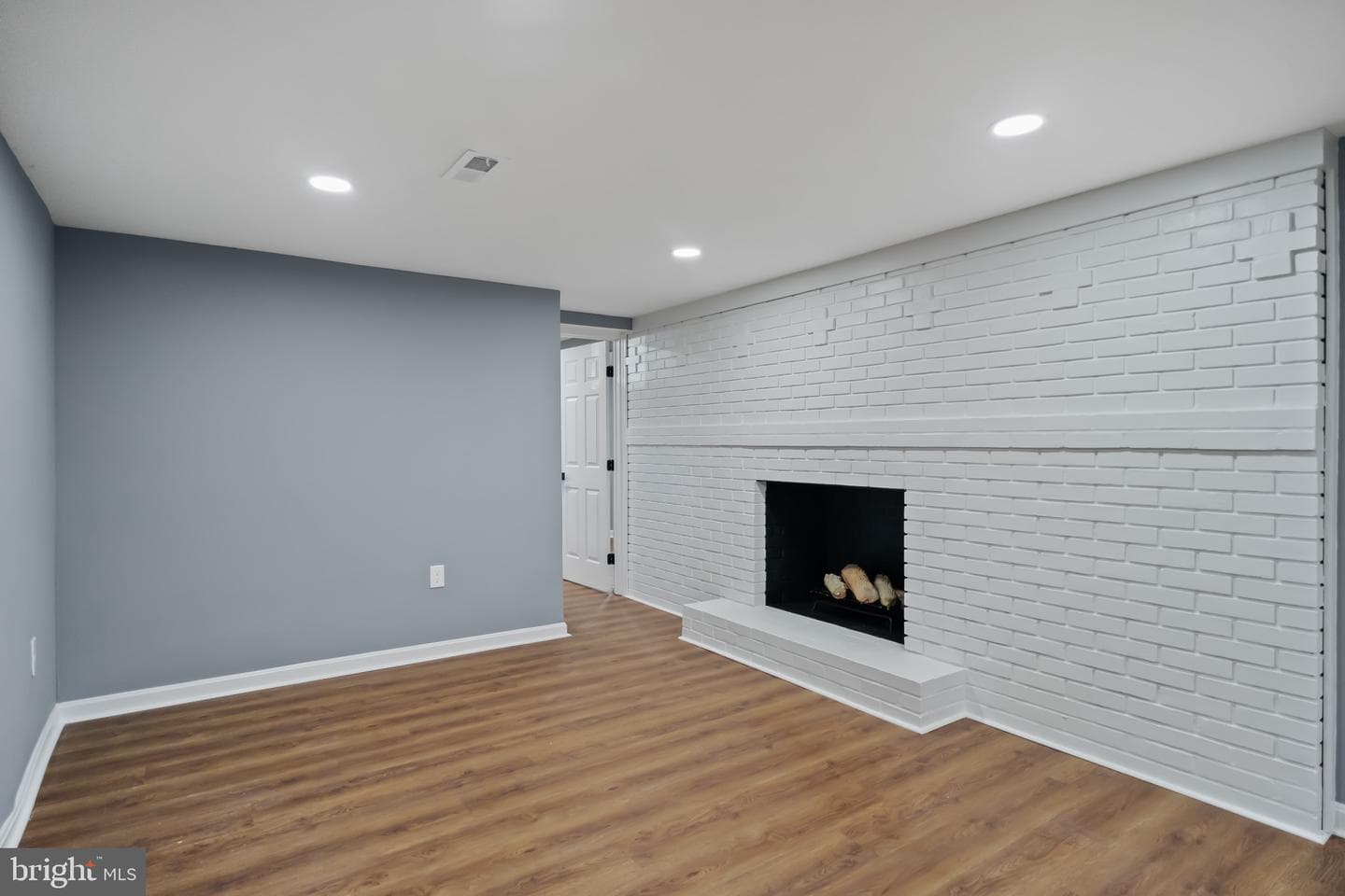 5742 1st Avenue photo 34