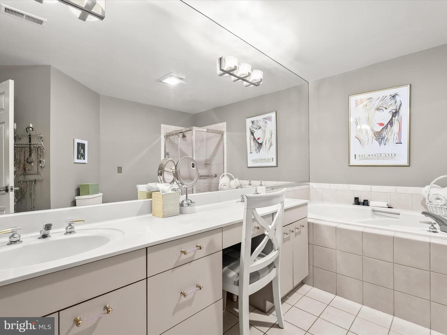 1810 Courtyard Circle #c photo 22