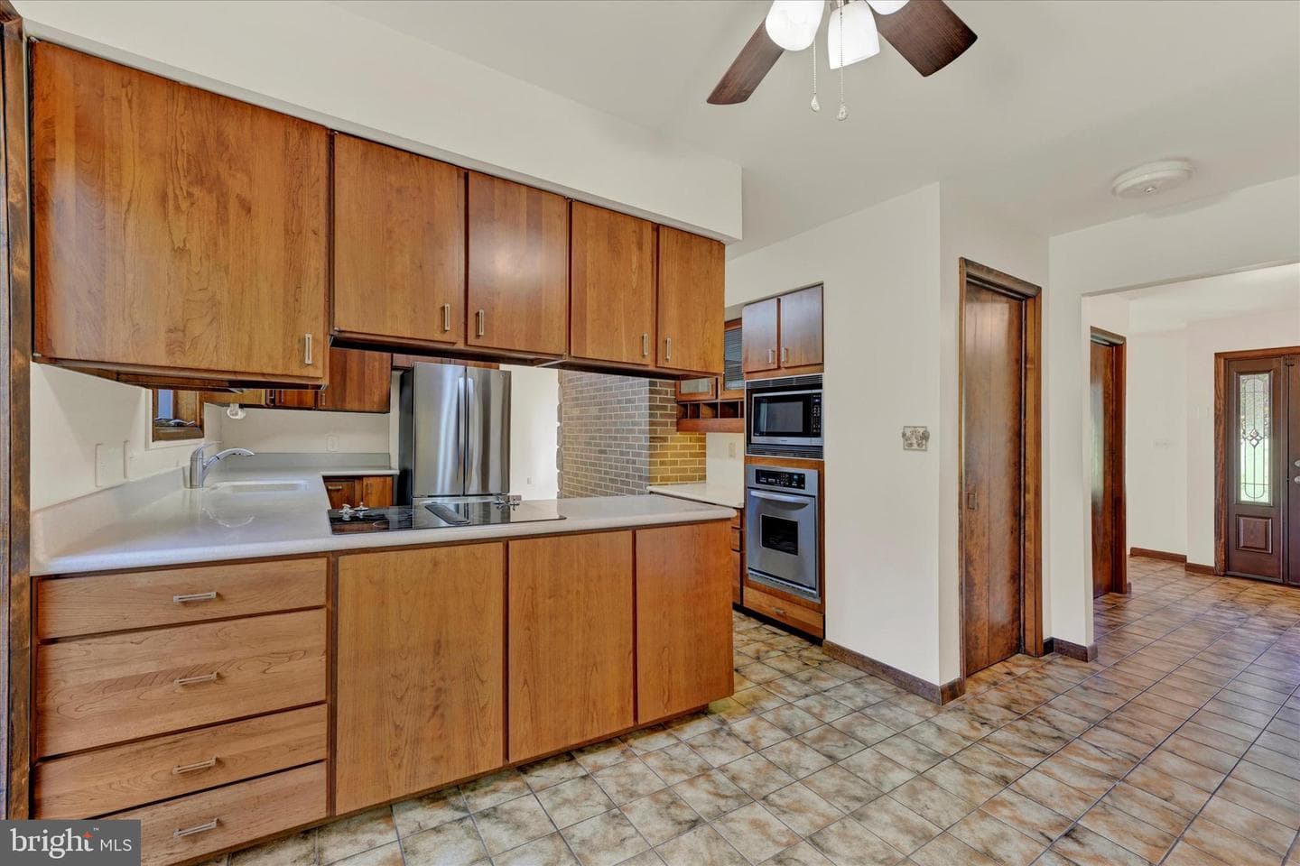 2126 Highland Ridge Drive photo 7