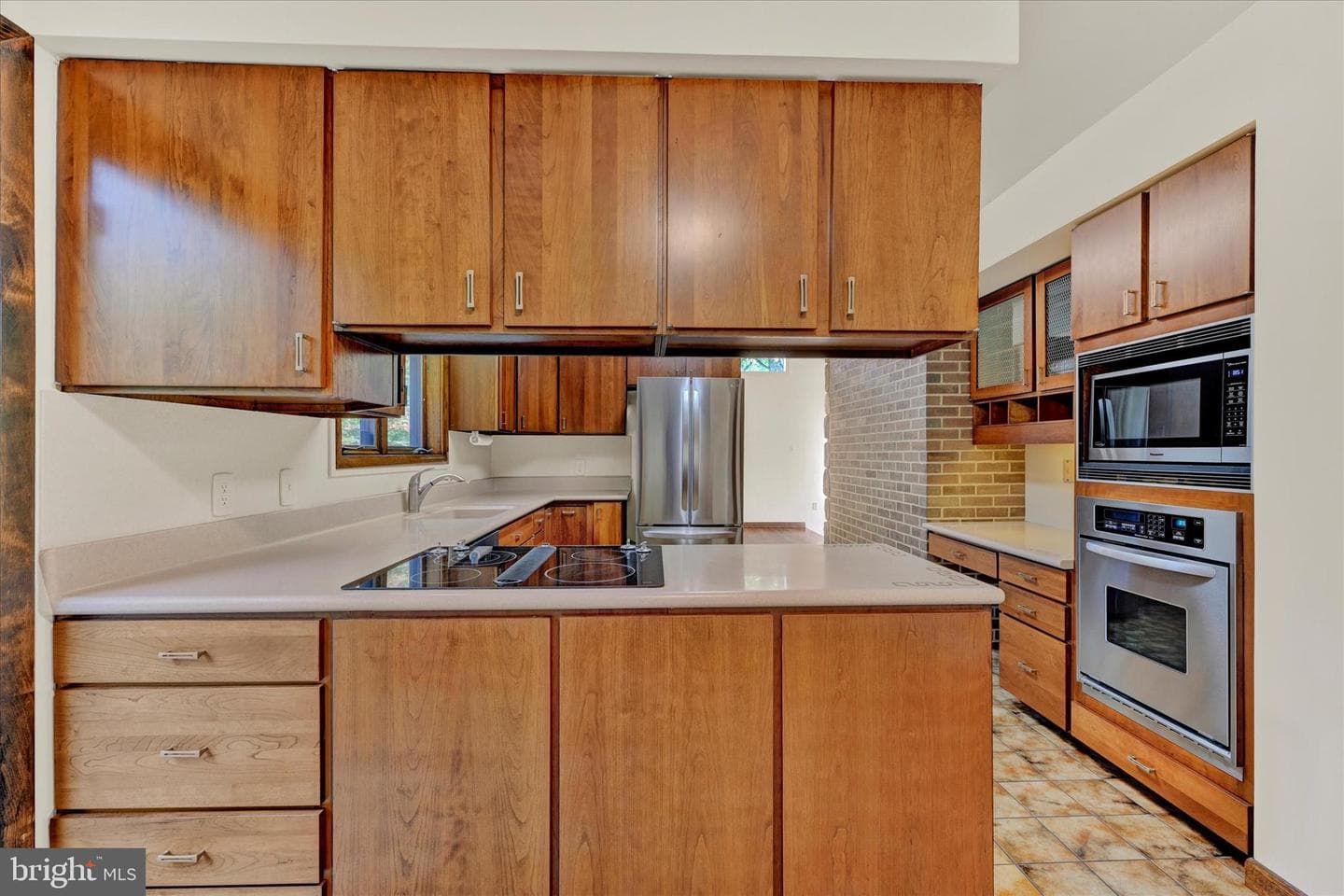 2126 Highland Ridge Drive photo 8