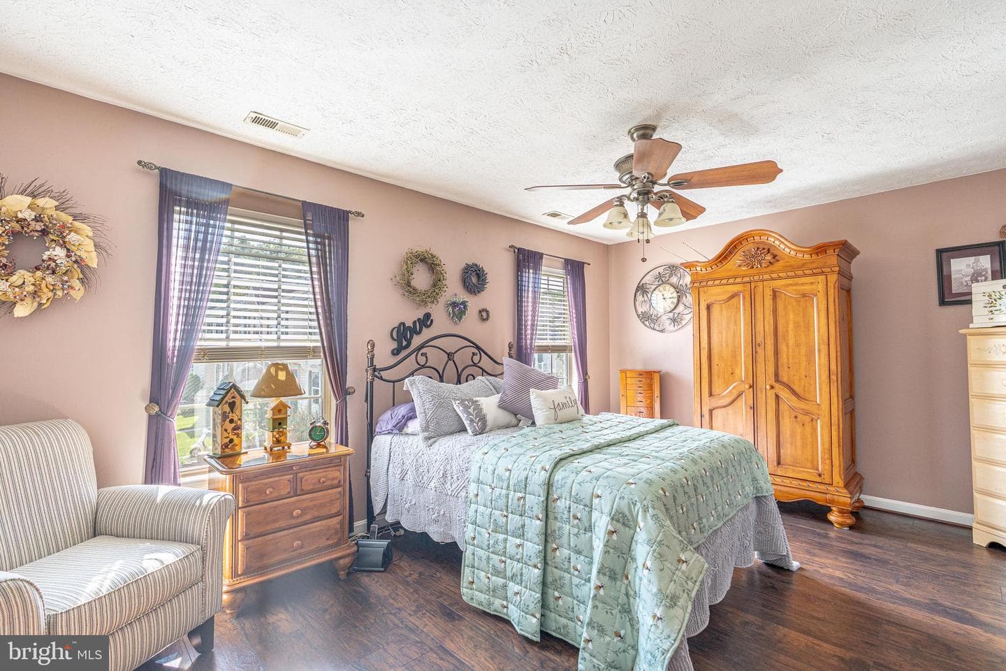 5027 Bridgeford Circle photo 14