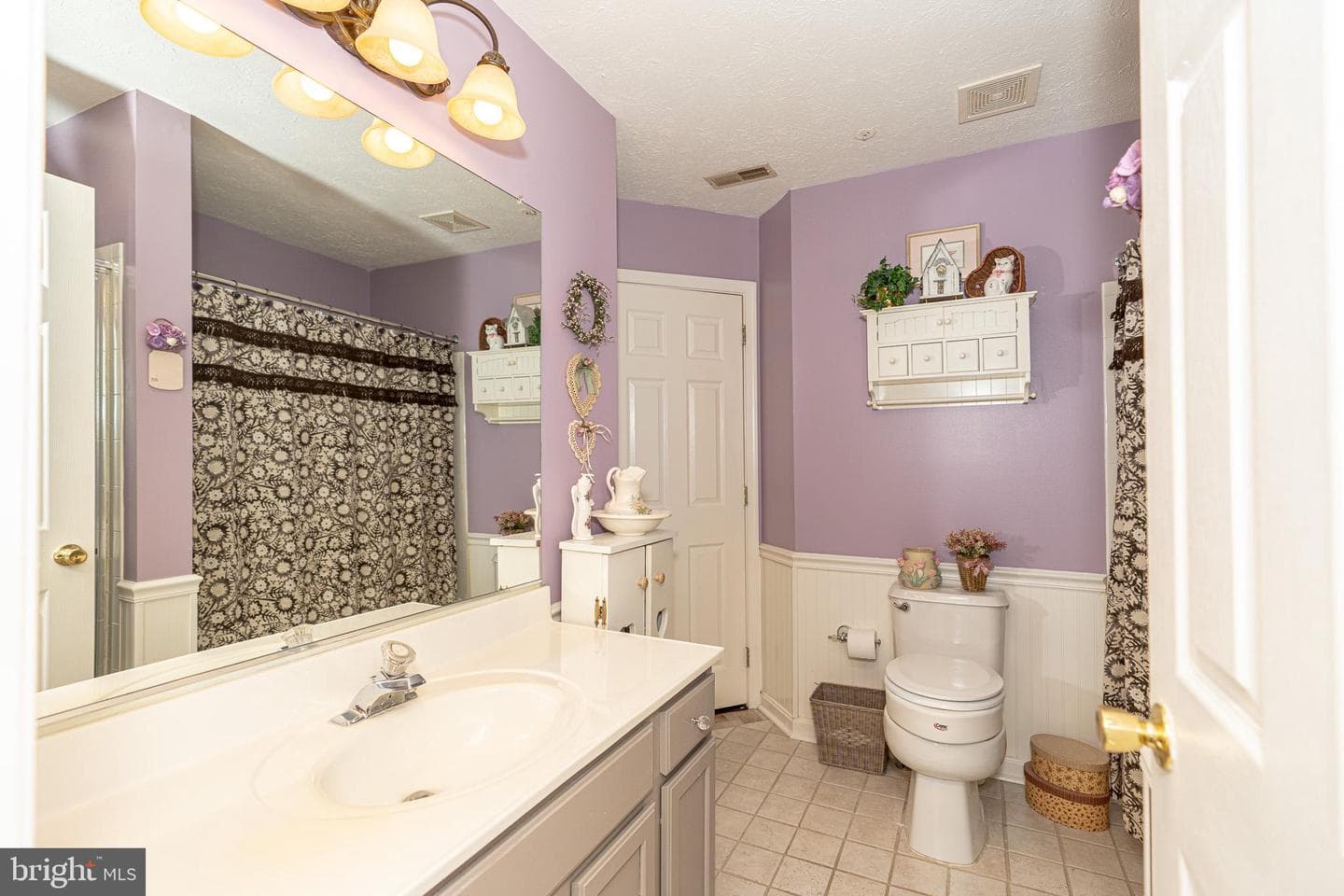 5027 Bridgeford Circle photo 18