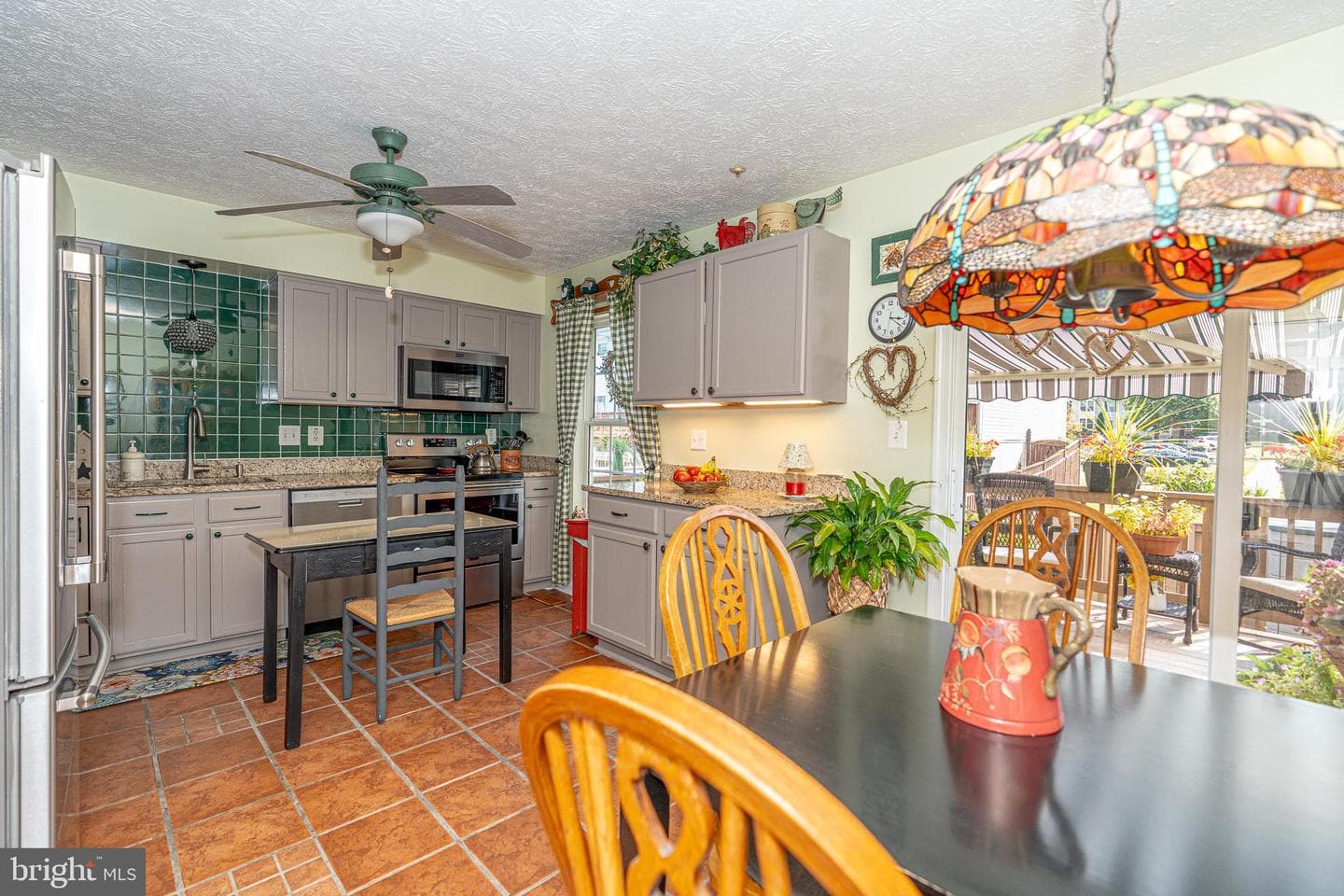 5027 Bridgeford Circle photo 9