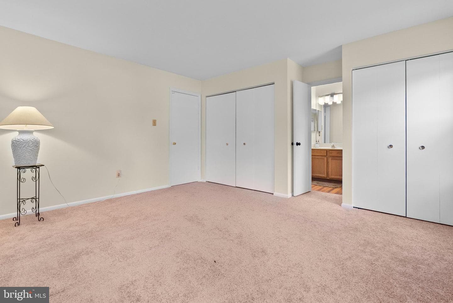 1102 Kent Avenue photo 17