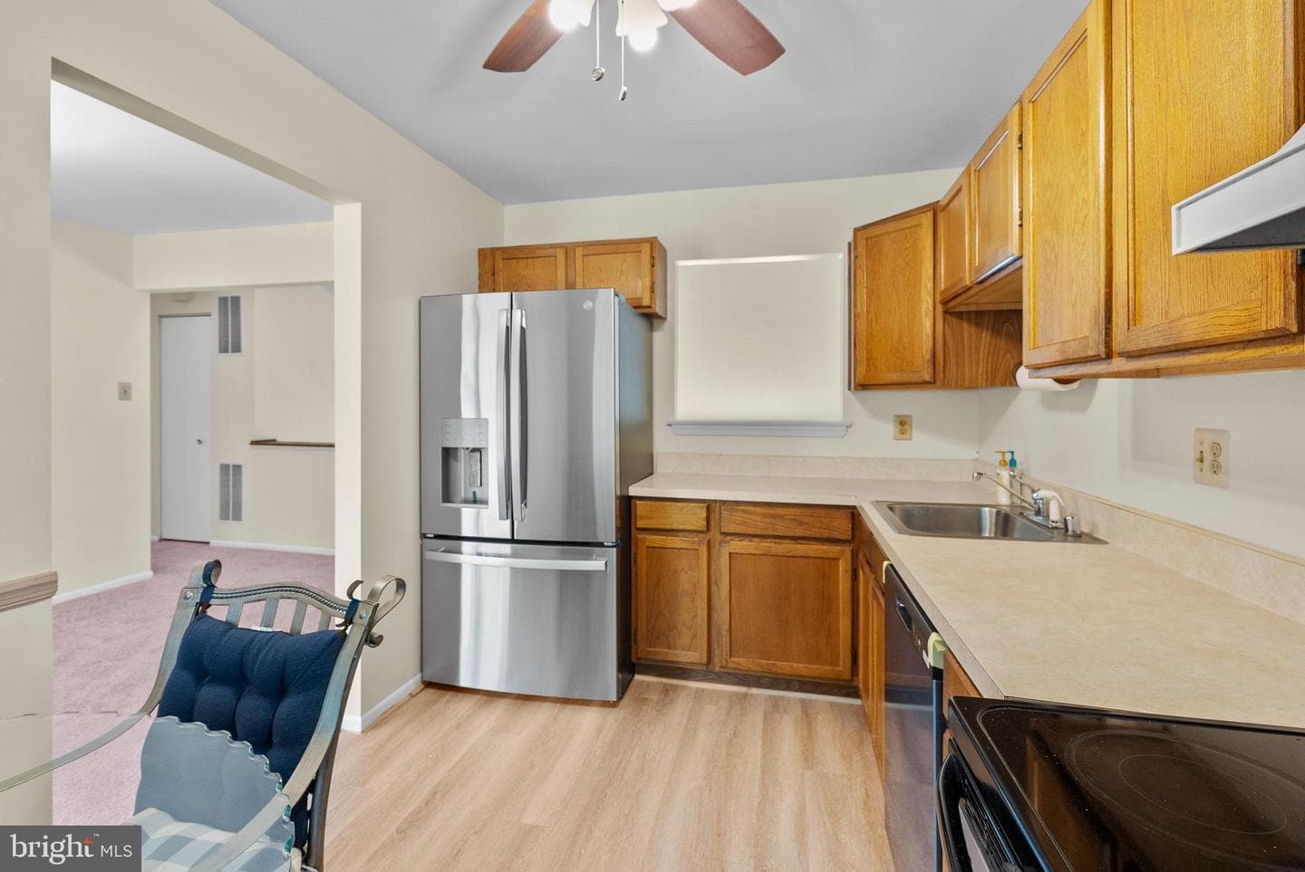 1102 Kent Avenue photo 8