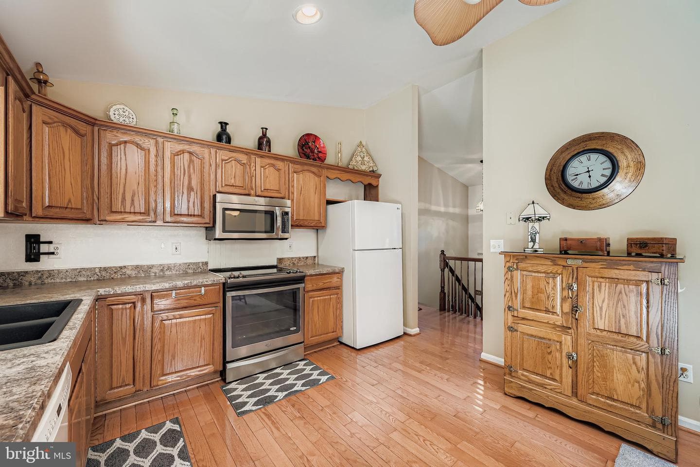 471 Wrights Lane photo 10