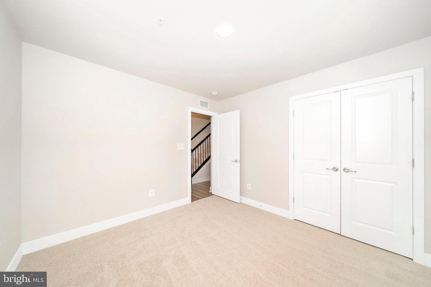 7876 Johnnycake Road photo 23