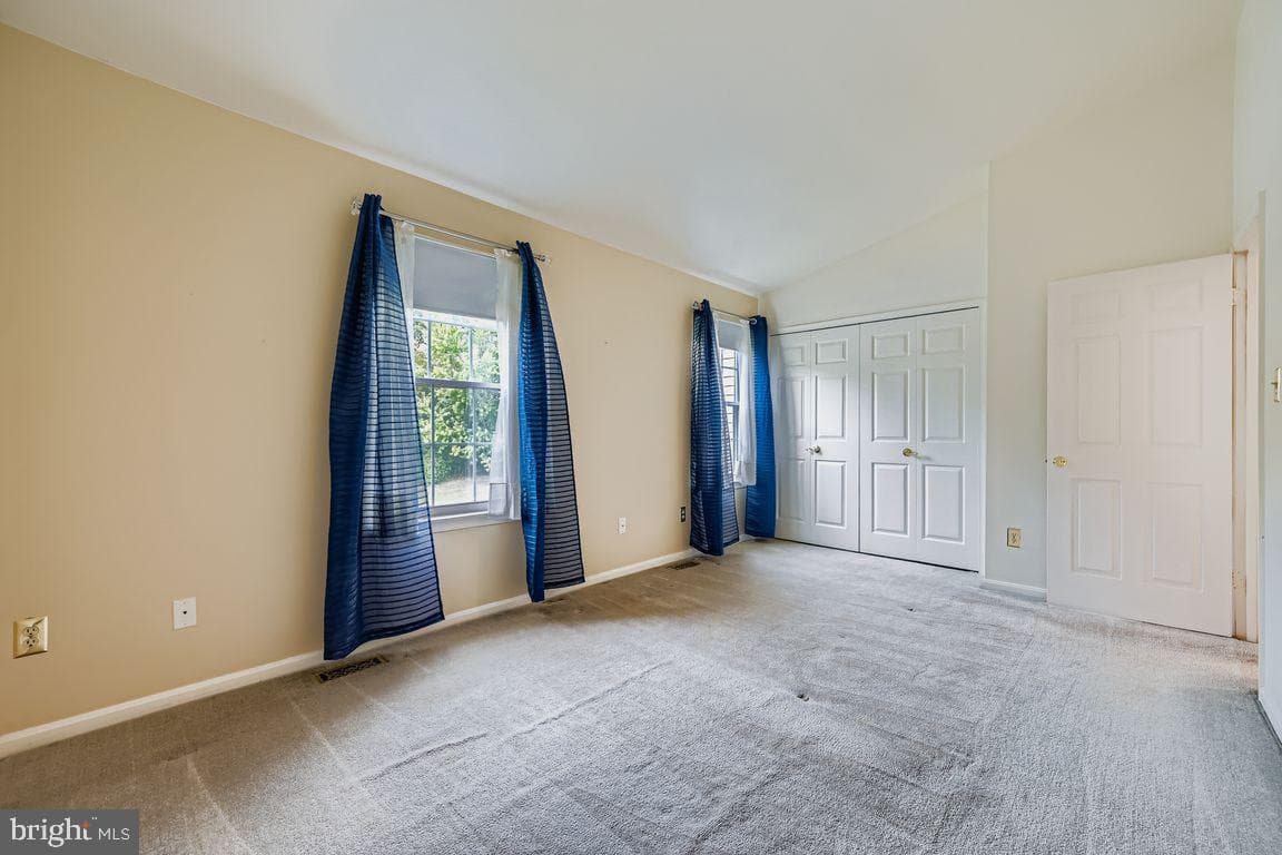 9 Bridgeview Court photo 11