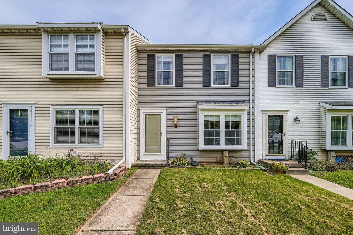 9 Bridgeview Court photo 2