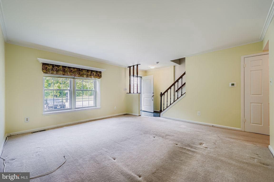 9 Bridgeview Court photo 4