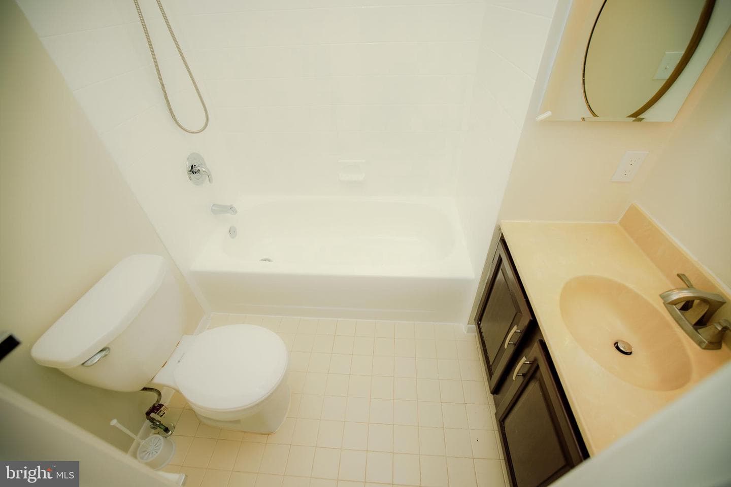 9 Bartley Court photo 14