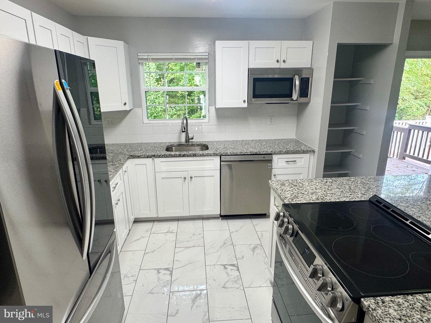 10 Aventura Court photo 4