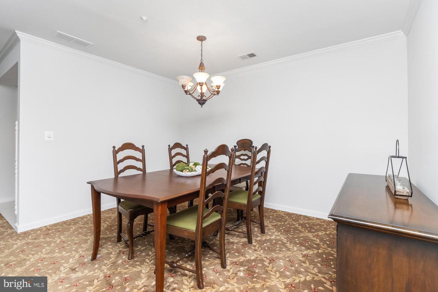 600 Straffan #402 photo 13