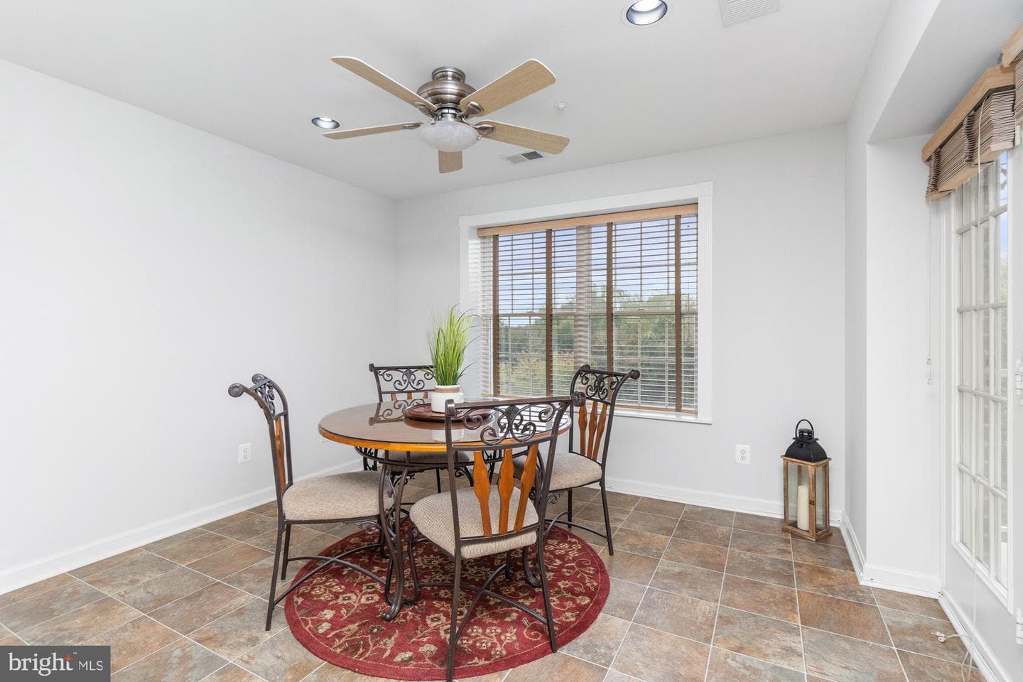 600 Straffan #402 photo 21