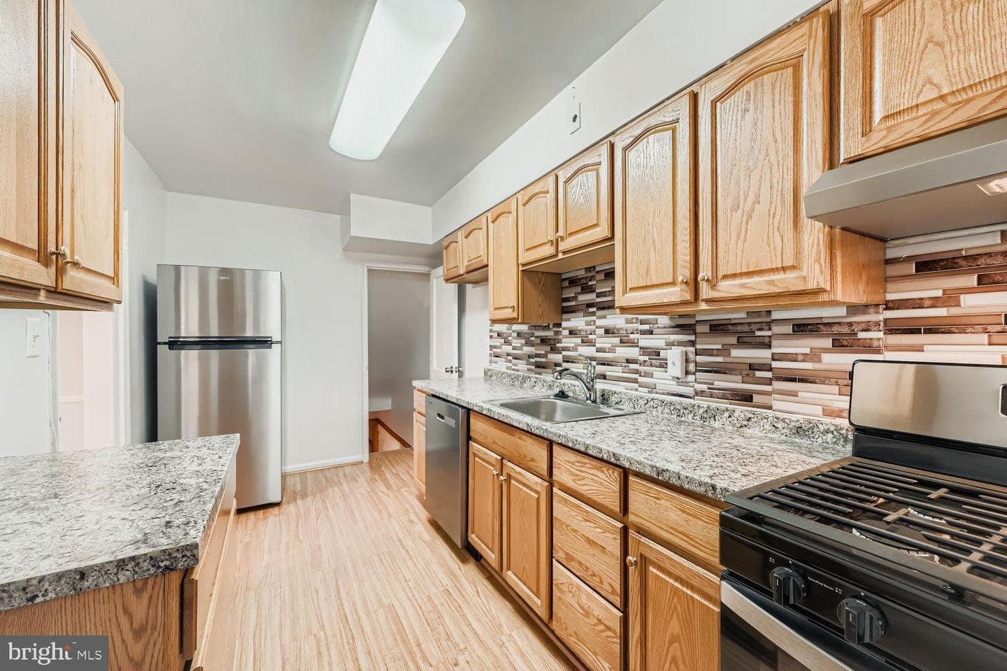 5466 Addington Road photo 13