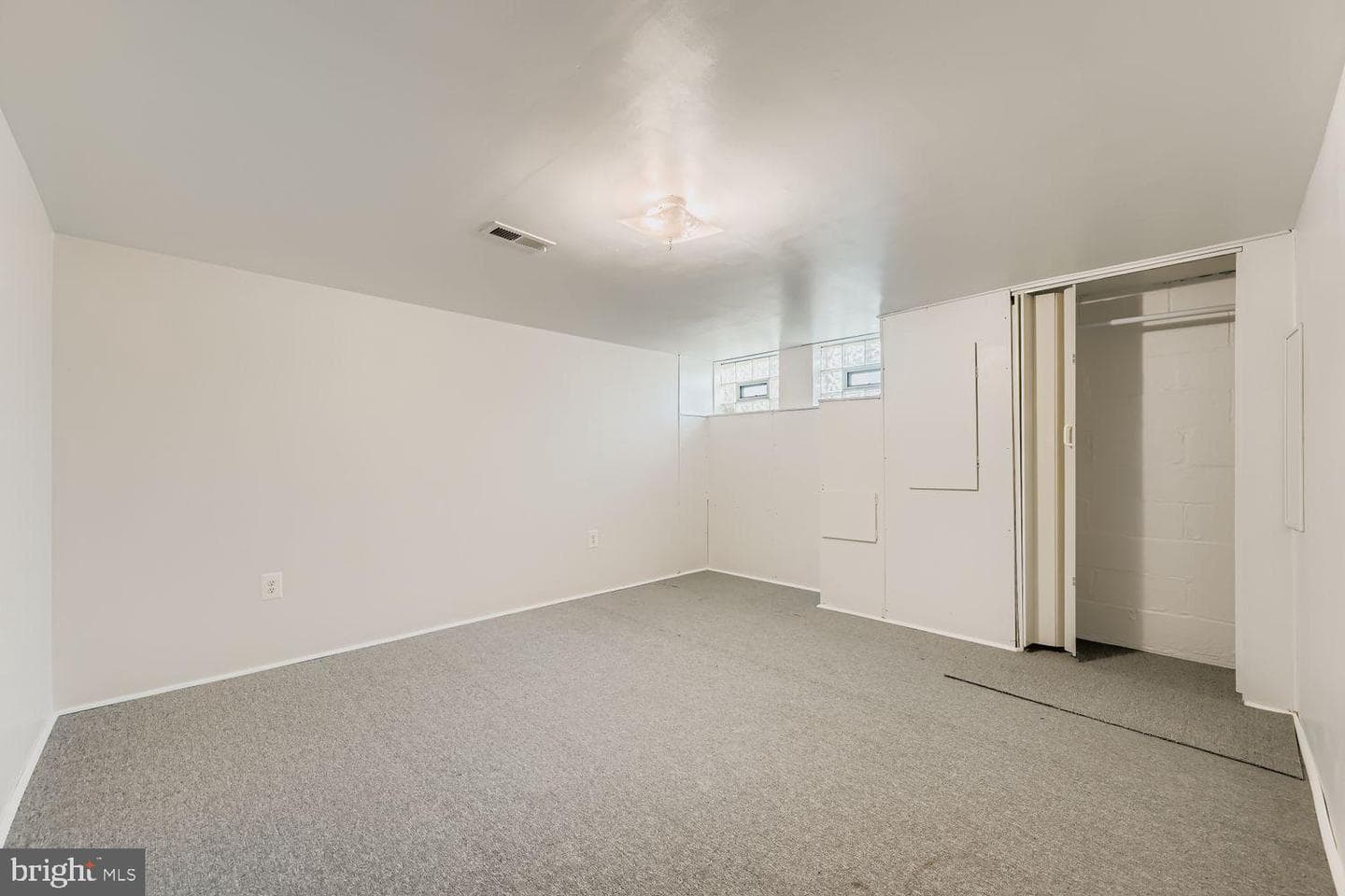 5466 Addington Road photo 25