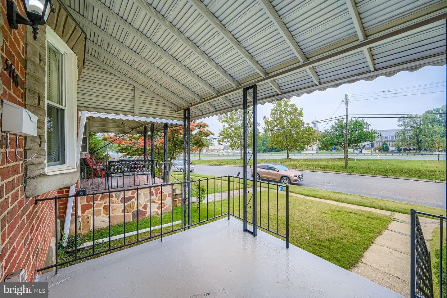 5466 Addington Road photo 3