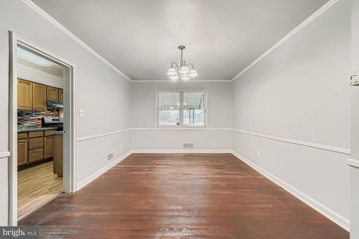 5466 Addington Road photo 9