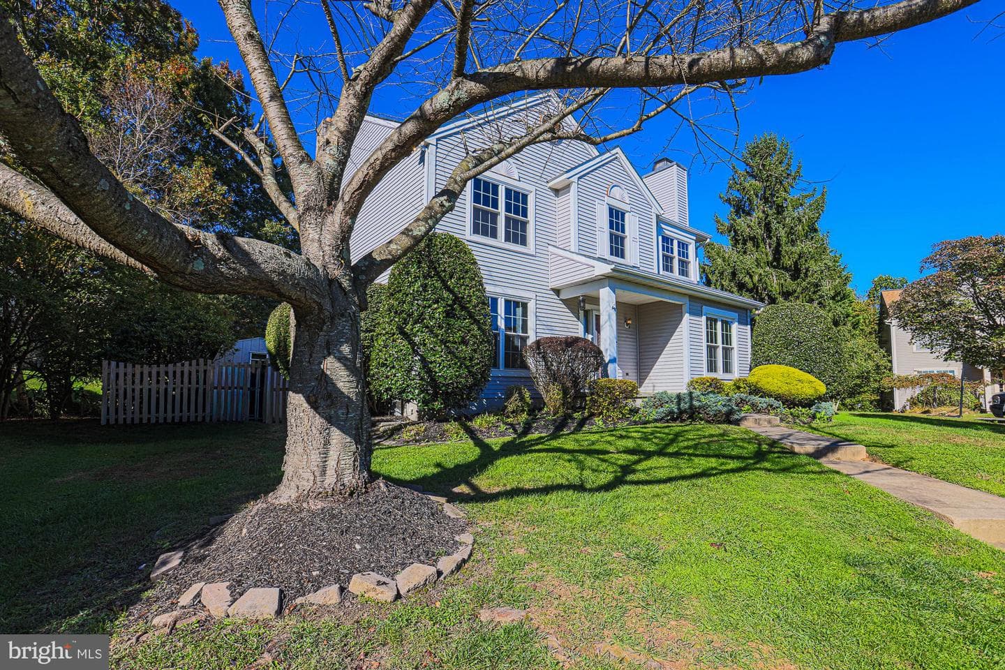 10 Simpson Court photo 32