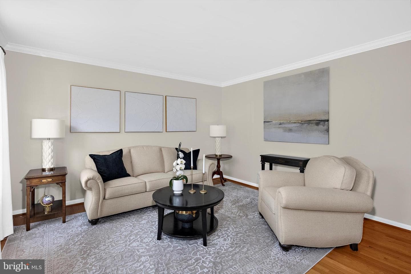 18119 Bunker Hill Road photo 3