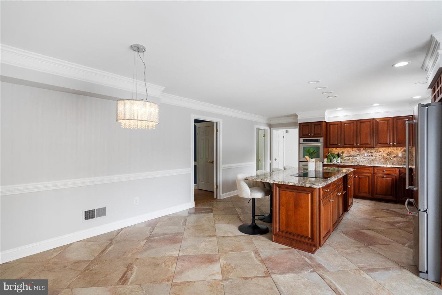 57 Montvieu Court photo 16