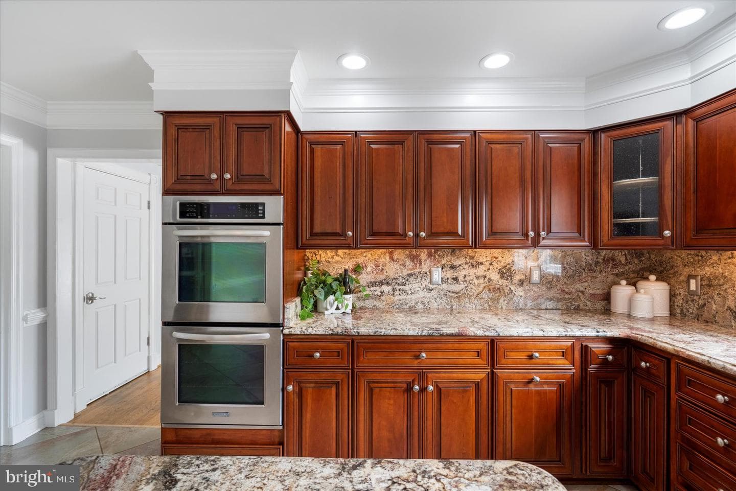 57 Montvieu Court photo 23
