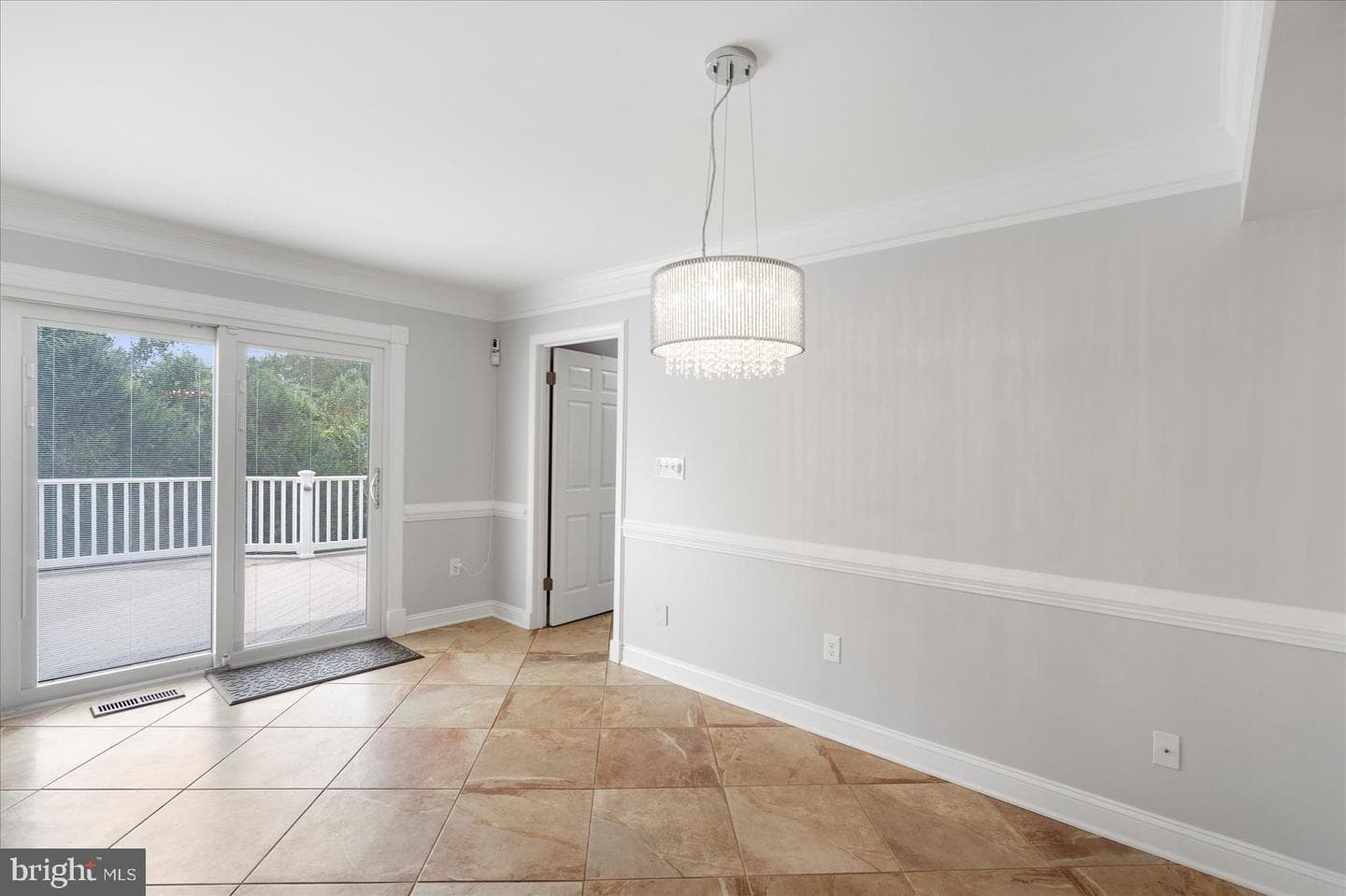 57 Montvieu Court photo 24