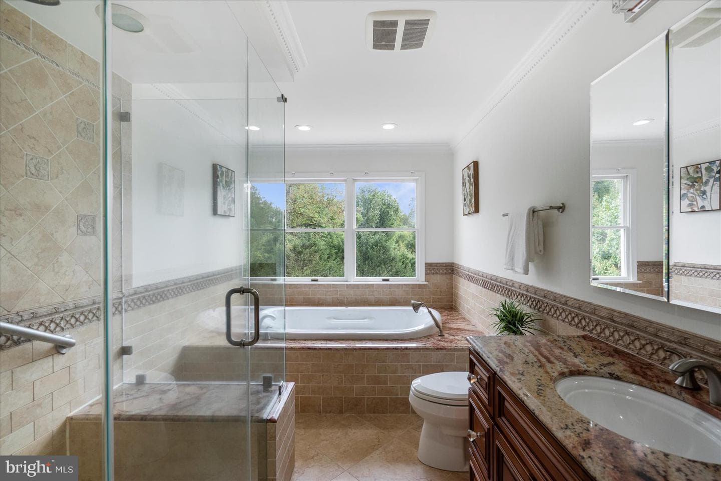 57 Montvieu Court photo 28