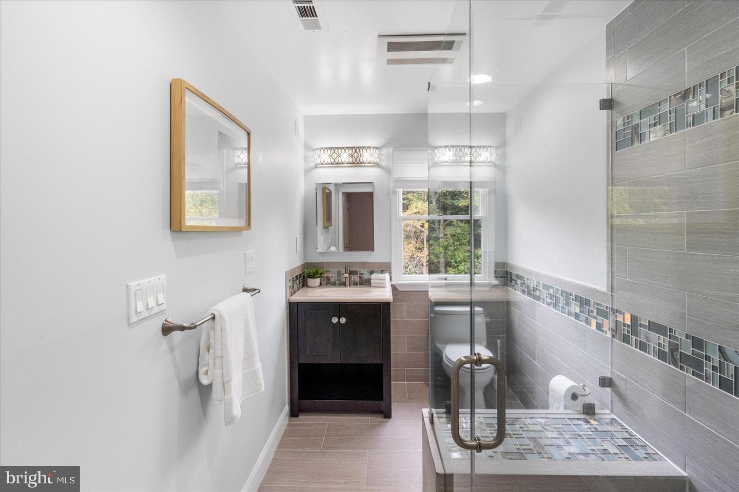 57 Montvieu Court photo 33