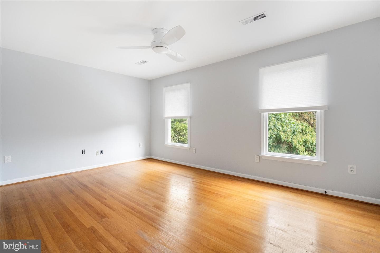 57 Montvieu Court photo 40