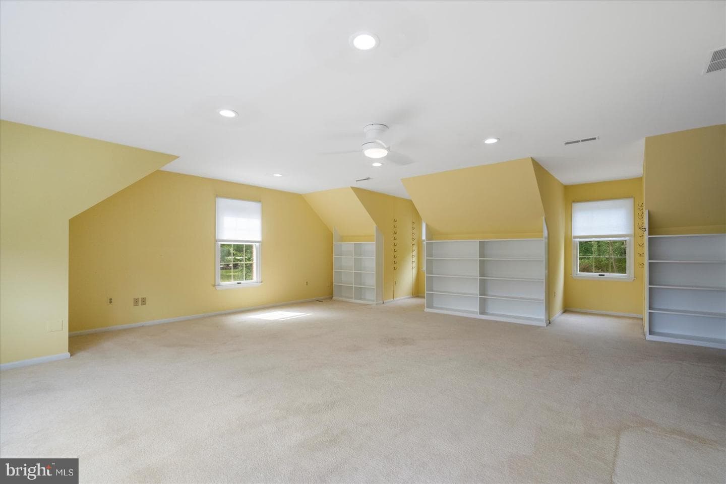 57 Montvieu Court photo 44