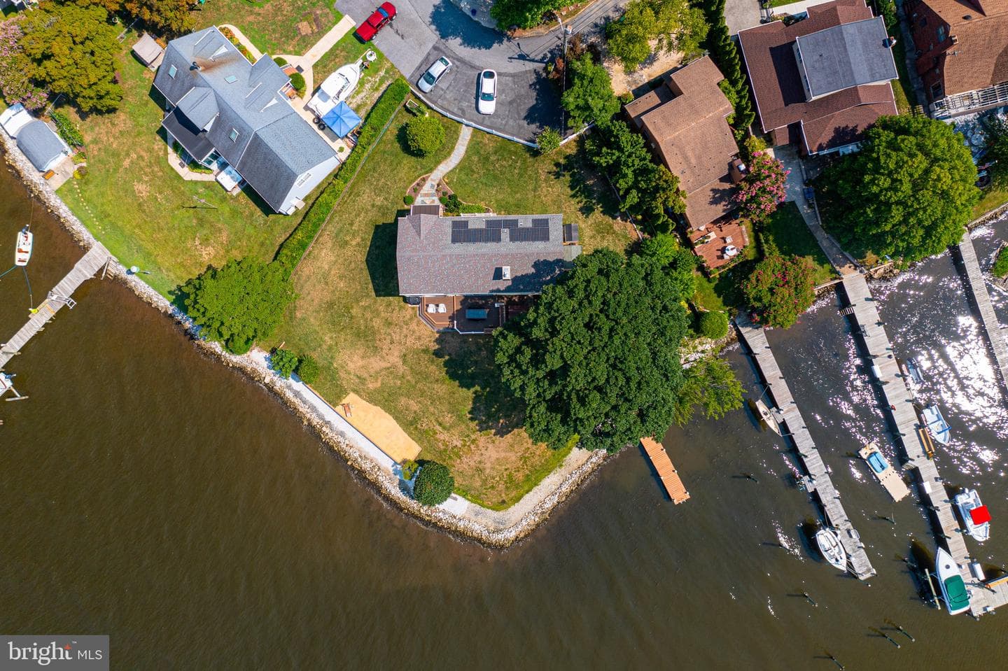 2334 Martin Drive photo 13