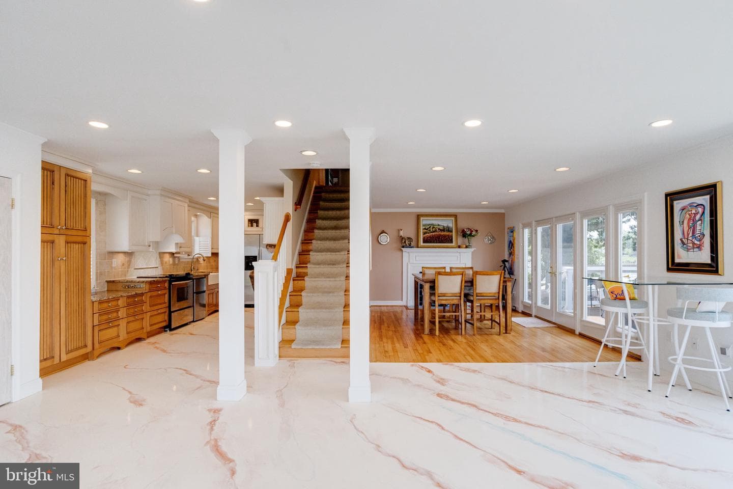 2334 Martin Drive photo 25