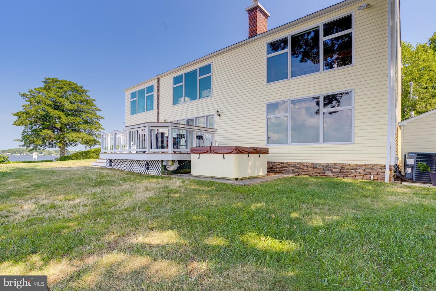 2334 Martin Drive photo 98
