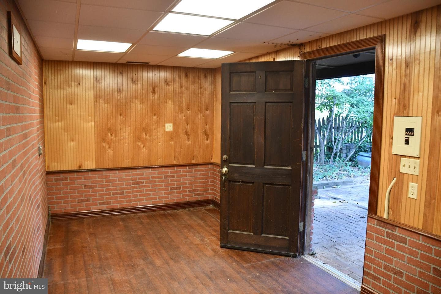 615 Overbrook Road photo 27