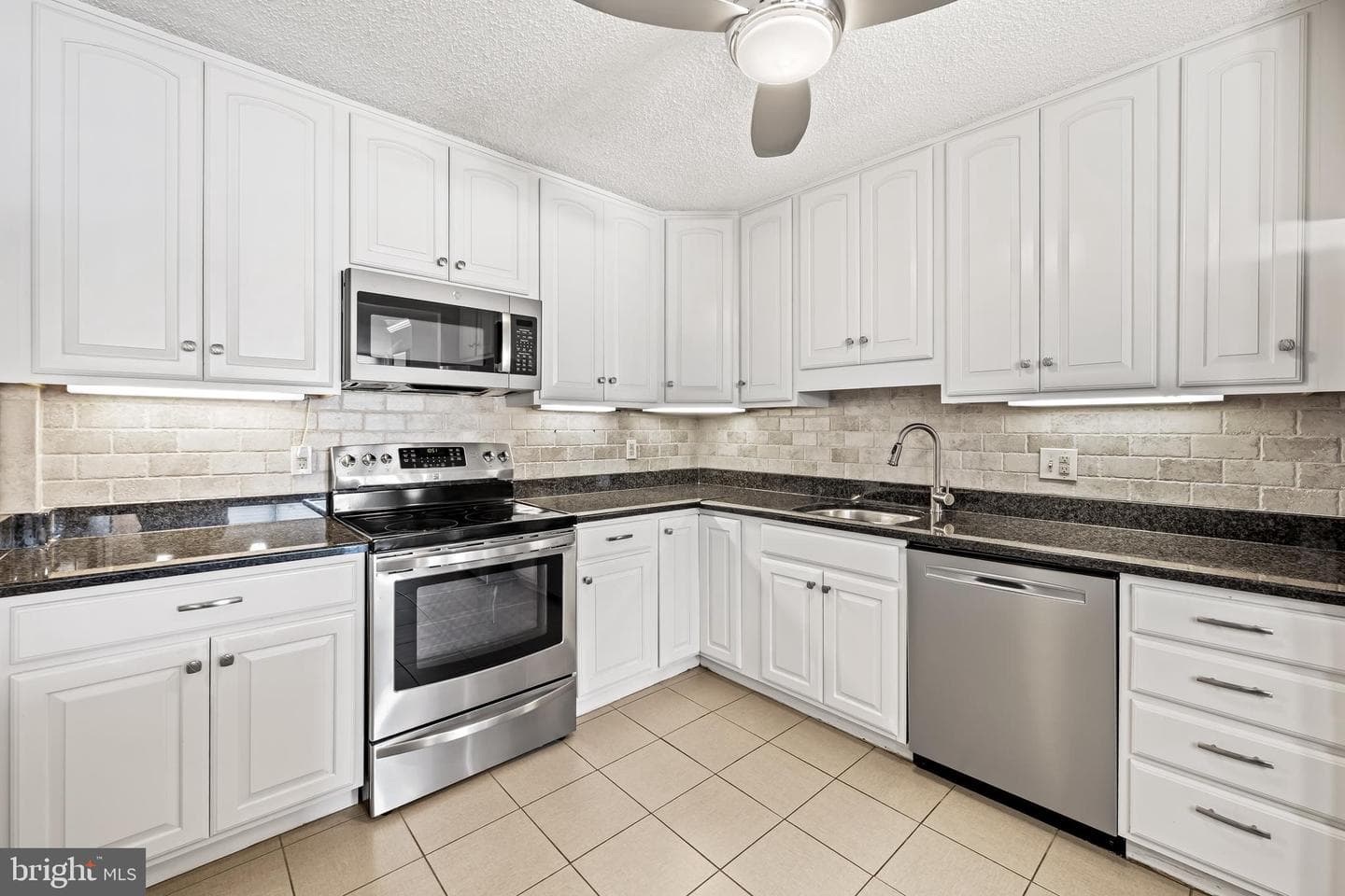205 E Joppa Road #1209 photo 11
