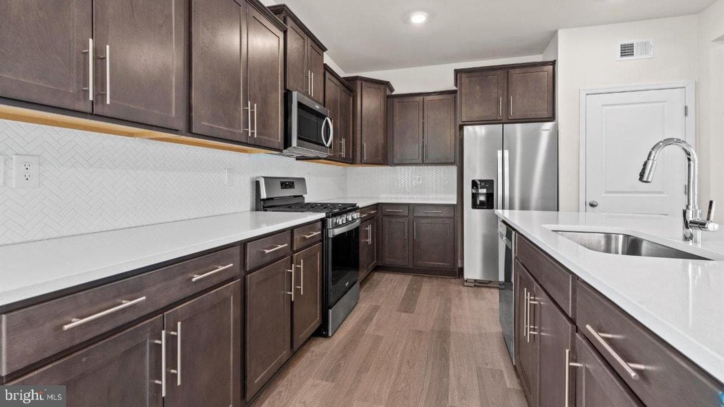 10002 Campbell Boulevard photo 11