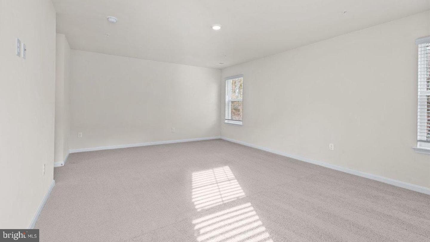 10002 Campbell Boulevard photo 26